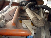 Mobile suction trunk for dust and fumes